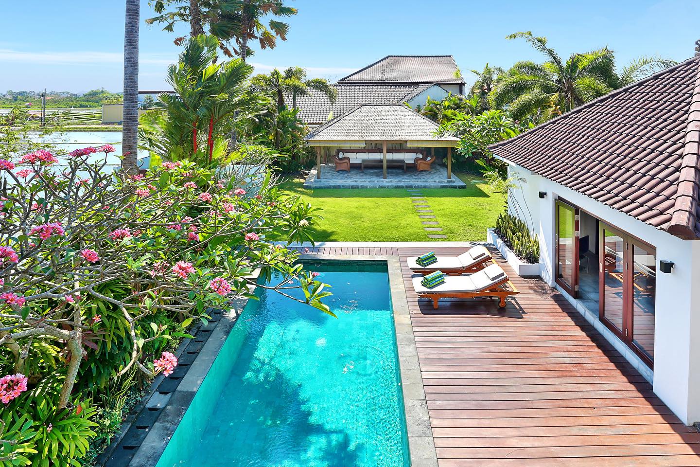 TROPICAL 3 BEDROOM VILLA FOR YEARLY RENTAL8